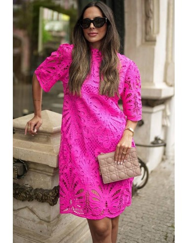 Robe Guipure Fuchsia ou a consommer sur place