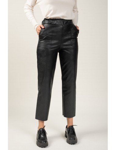 PANTALON 7/8ÈME SIMILI CUIR YVANA NOIR Venez découvrir notre 